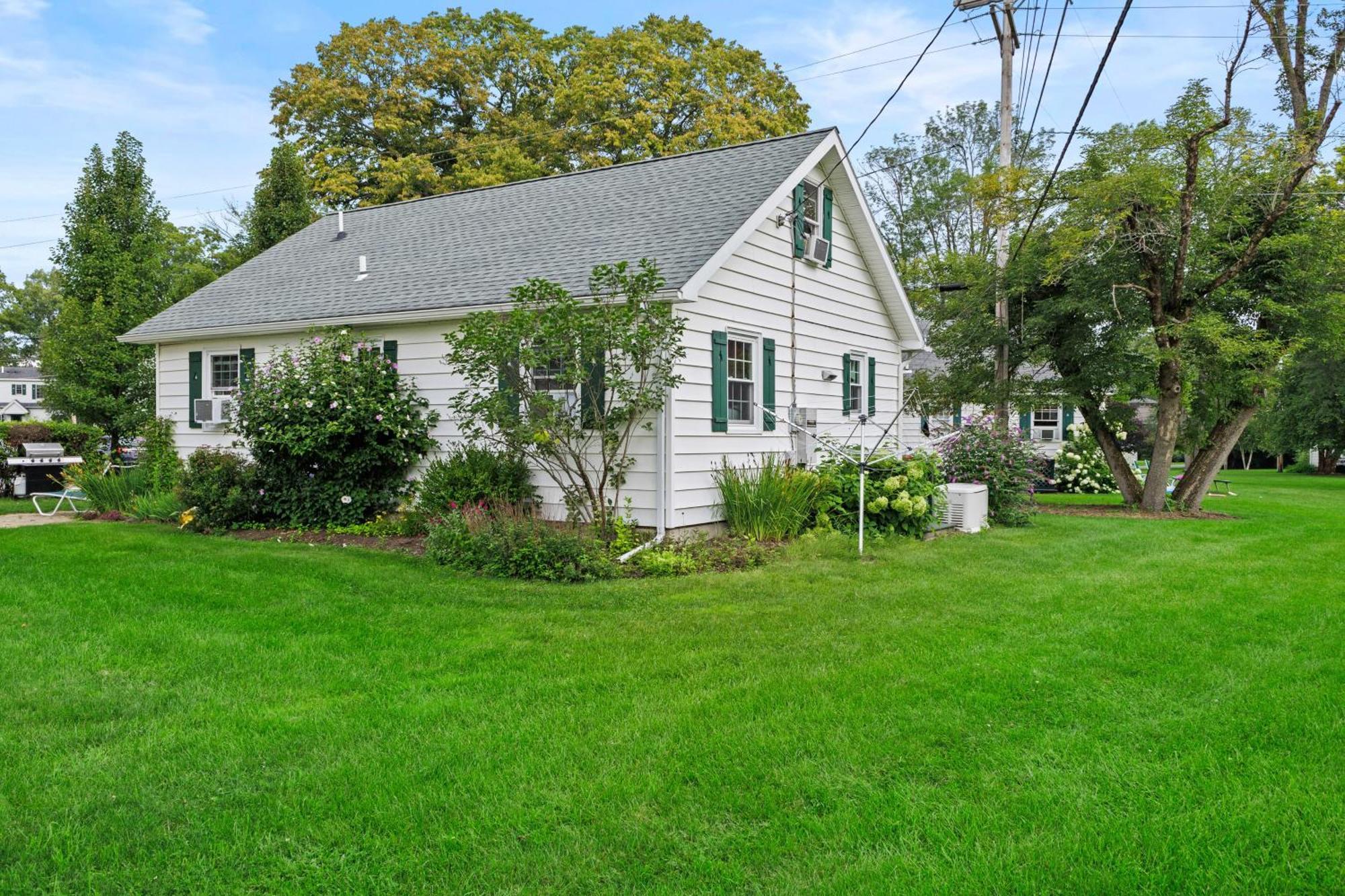 Takundewide Retreat Villa Lake George Exterior photo