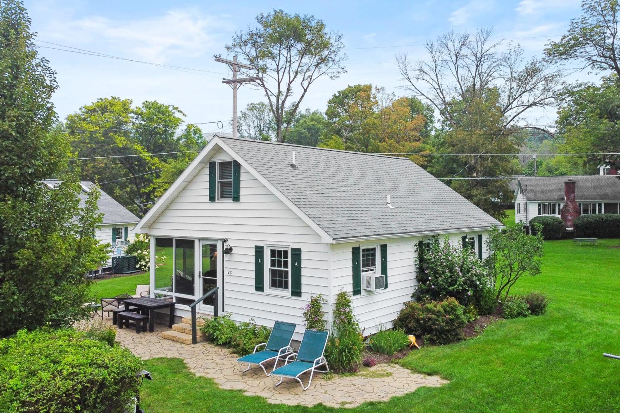 Takundewide Retreat Villa Lake George Exterior photo